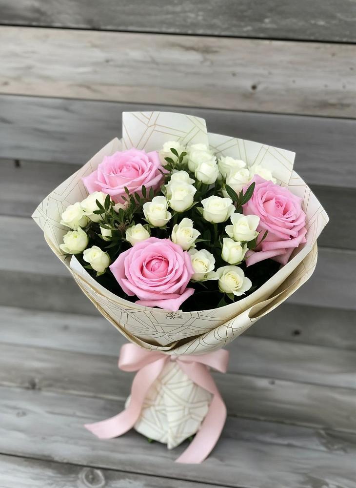 Букет цветов из: Розы в Большое Нагаткино