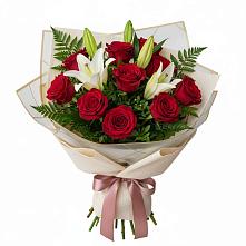 Букет цветов из:  Лилии и Розы в Большое Нагаткино