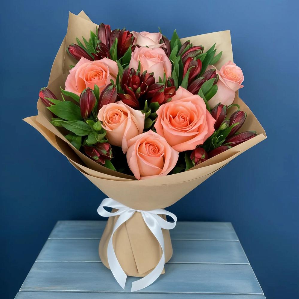 Букет цветов из: Розы и Альстромерии в Большое Нагаткино