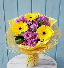 Букет цветов из:  Хризантемы и Герберы в Большое Нагаткино