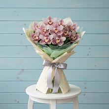 Букет цветов из:  Орхидеи и Розы в Большое Нагаткино