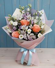 Букет цветов из:  Лизиантусы, Розы, Альстромерии и Гипсофила в Большое Нагаткино