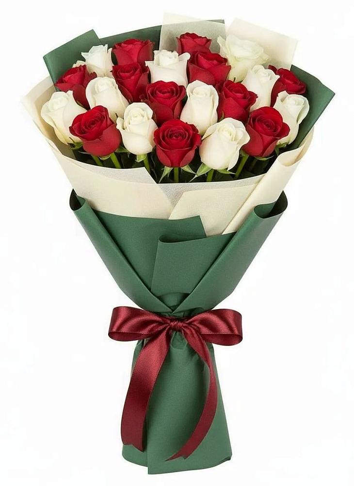 Букет Микс из красных и белых роз в Большое Нагаткино