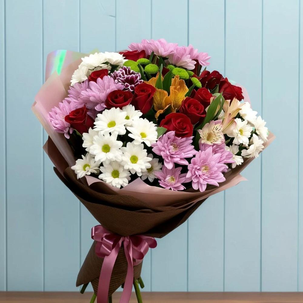 Букет цветов из: Розы, Хризантемы и Альстромерии в Большое Нагаткино
