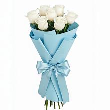 Букет 7 белых роз Проуд в Большое Нагаткино