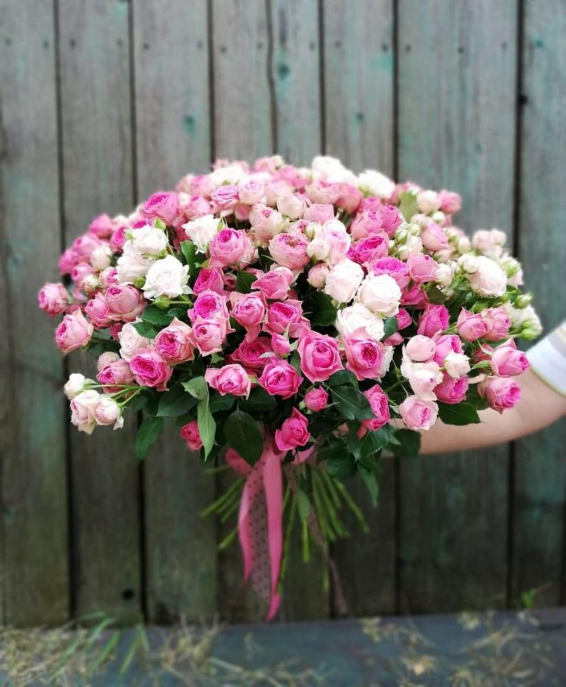 Букет Розовые кустовые розы Натали и Лав Лидия в Большое Нагаткино