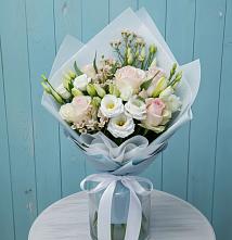 Букет цветов из:  Розы и Лизиантусы в Большое Нагаткино