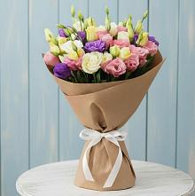 Букет цветов из:  Лизиантусы в Большое Нагаткино